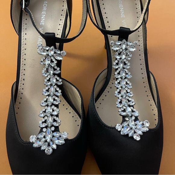 *NEW Adrienne Vittadini Grandstand Embellished Pump Sz 9.5 - Picture 3 of 4